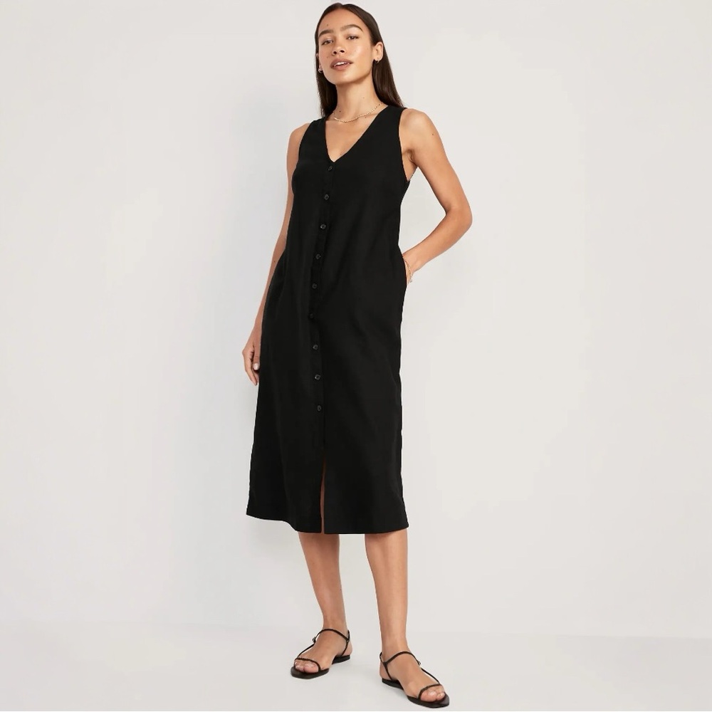 Old Navy Sleeveless Button-Front Linen-Blend Maxi Shift Dress